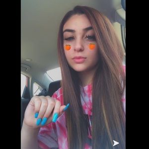 Meet your Posher, Victoria